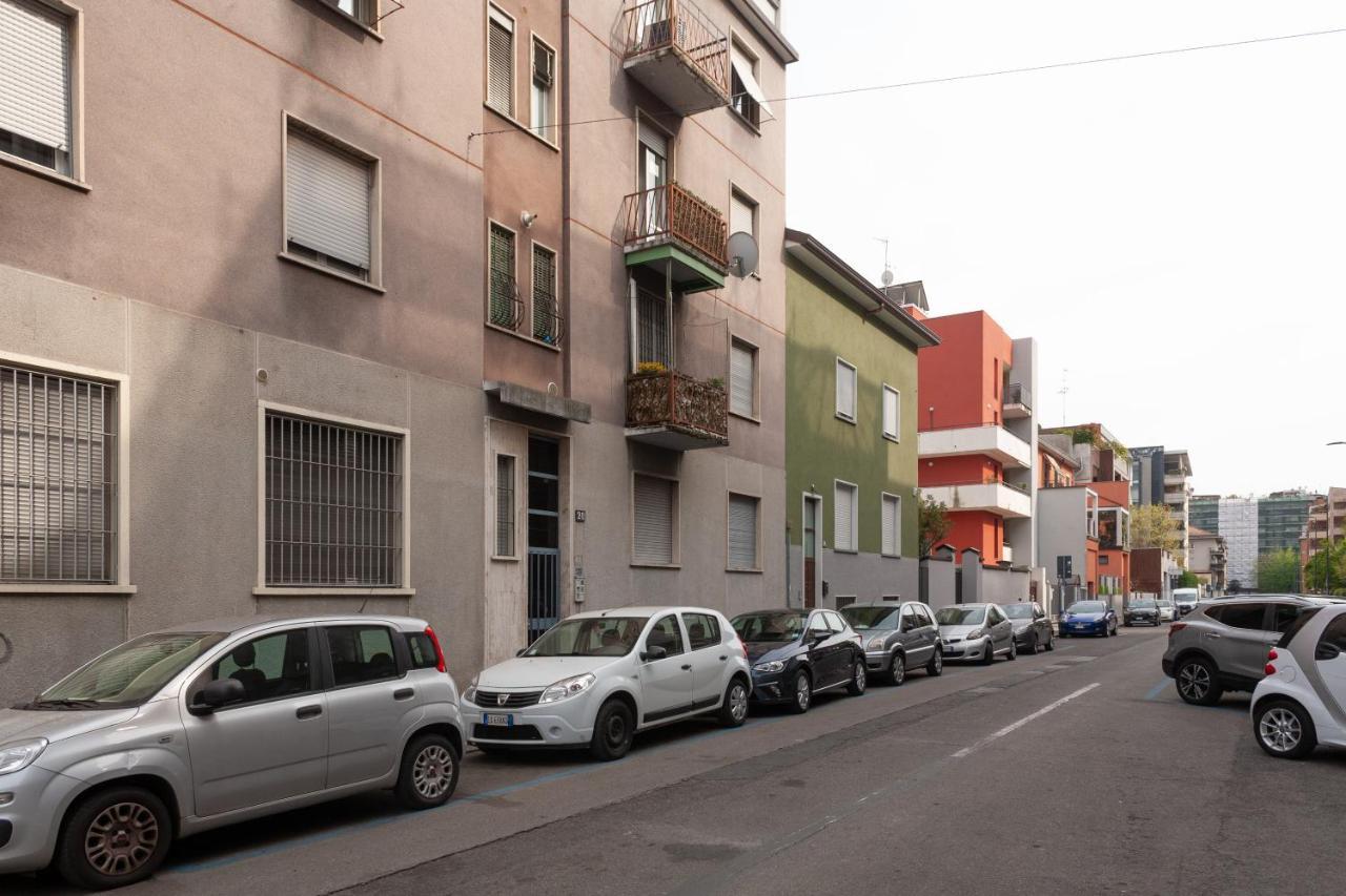 Manzotti - Bilocale ristrutturato e arredato a nuovo, Dergano Milano Esterno foto